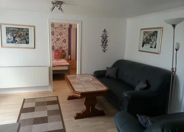 Angela באד מריינברג